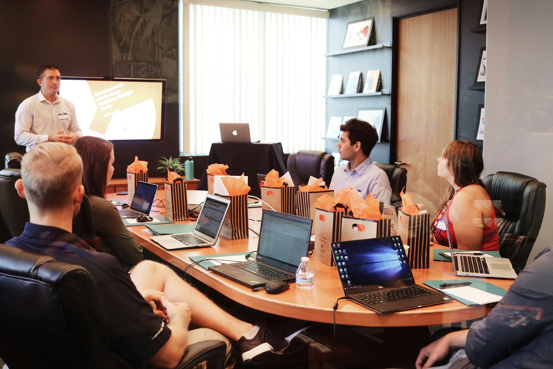 Referral services meeting with business partners